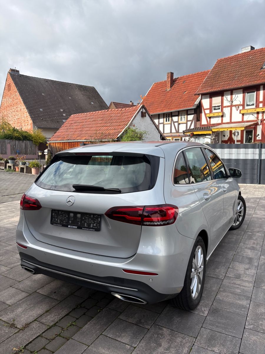Mercedes-Benz B 200 B B 200 d *LED High*Komfort Paket* imagem 3