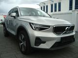 Volvo XC40 Plus Bright Recharge Plug-In Hybrid - Volvo XC40 in Köln