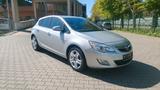 Opel Astra J Lim. 5-trg. Design Edition - Opel Astra: Design Edition