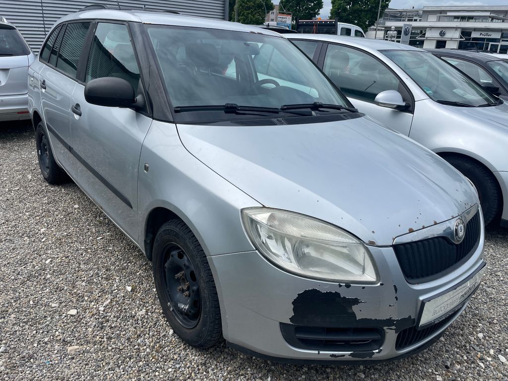 SKODA Fabia 2