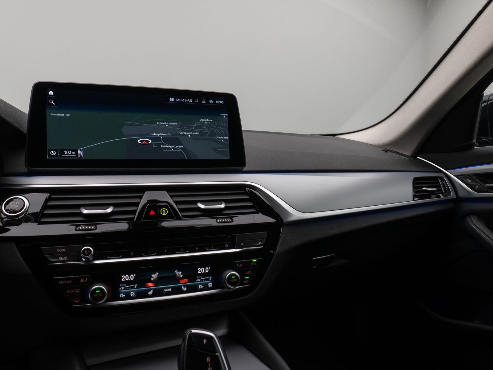 Fahrzeugabbildung BMW 530d xD Kamera HUD 4xKlima Komfort Alarm Sport