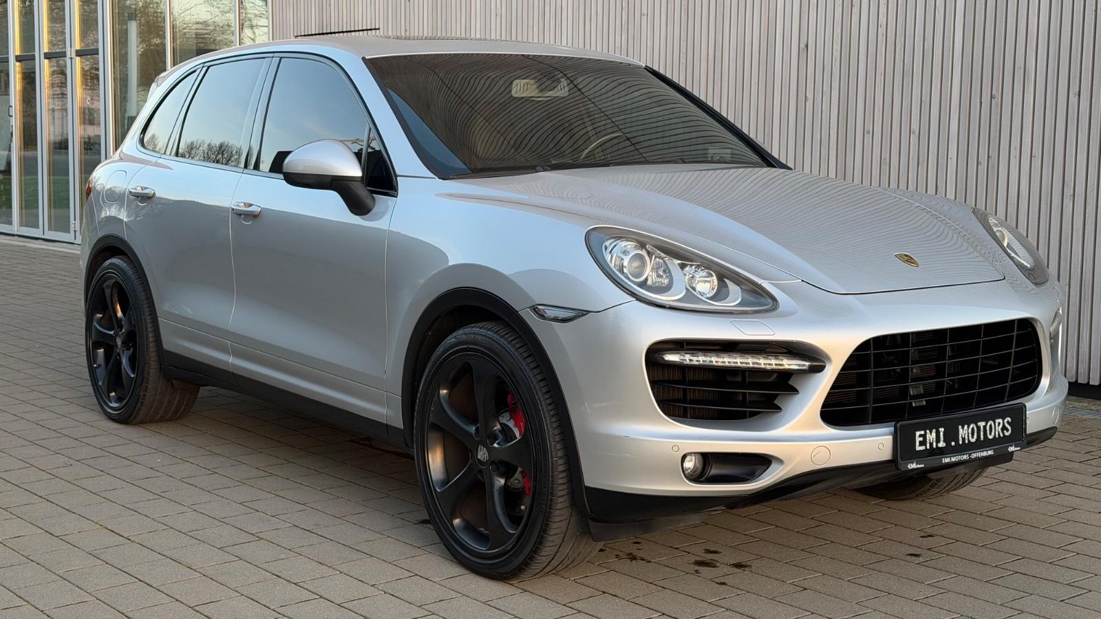 Porsche Cayenne Turbo/BOSE 22 ZOLL