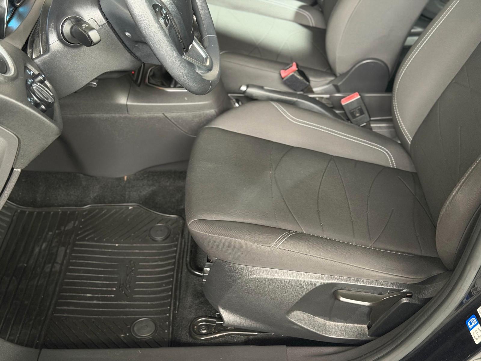 Ford Fiesta Edition Winterpaket USB PDC