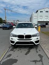 BMW X4 xDrive20d Advantage inkl. Winterräder - BMW X4 in Wiesbaden