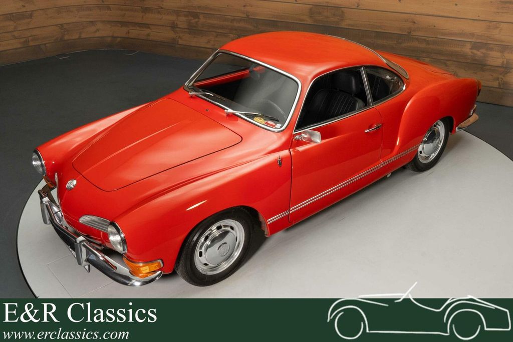 Volkswagen Karmann Ghia