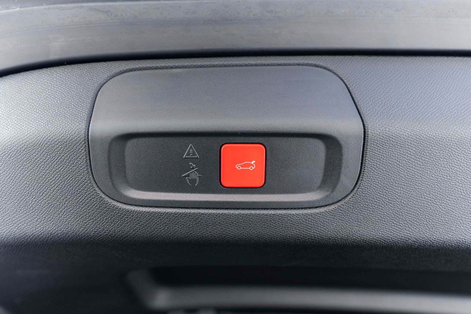 Fahrzeugabbildung Peugeot 408 PureTech 130 GT ACC 360° LED CARPLAY