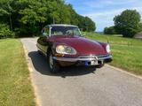 Citroën DS - rote Citroën DS