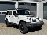 Jeep 2.8 CRD Unlimited Sahara *Dual-Top* - Jeep Wrangler aus 2013: Unlimited