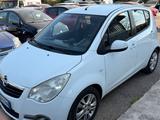 Opel Agila 1.2 16V 94CV Enjoy - weiße Opel Agila