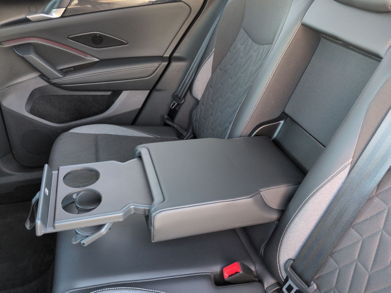 Tiguan 2.0 TDI DSG 4Motion GOAL KAMERA+SHZ+LED