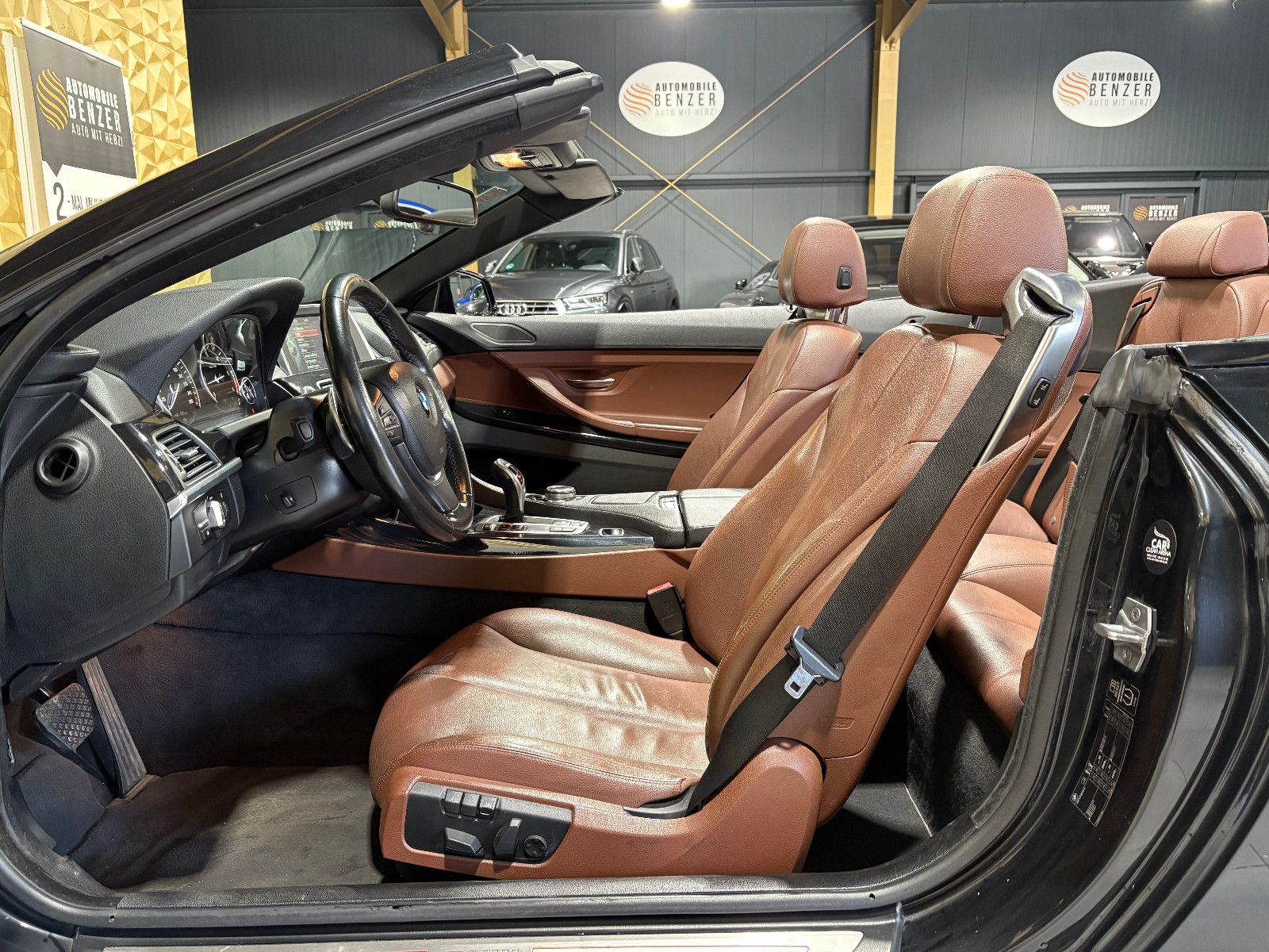 Fahrzeugabbildung BMW 640 Cabrio d xDrive/KAMERA/NAVI/MEMORY/BI-XENON