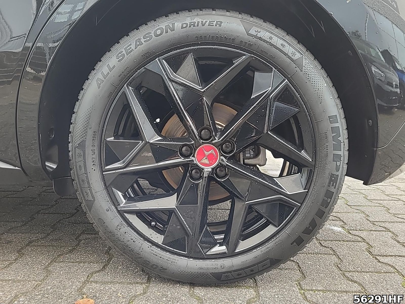 Fahrzeugabbildung DS Automobiles DS4 Performance Line