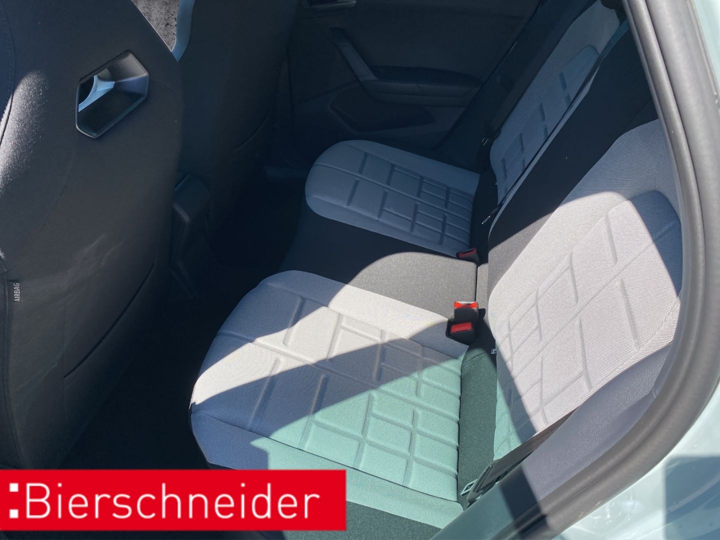 Seat Arona - Bild 11