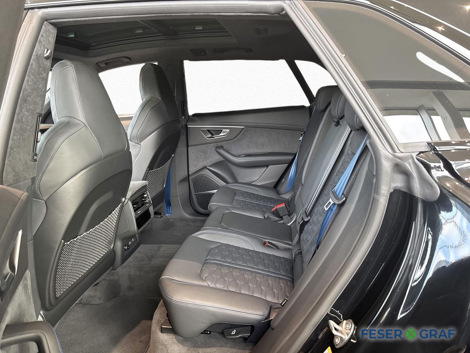 Audi RSQ8 - Bild 14
