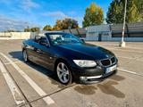 BMW 320i Cabrio E93 - BMW 320 mit Benzin-Antrieb: Cabrio, Automatik