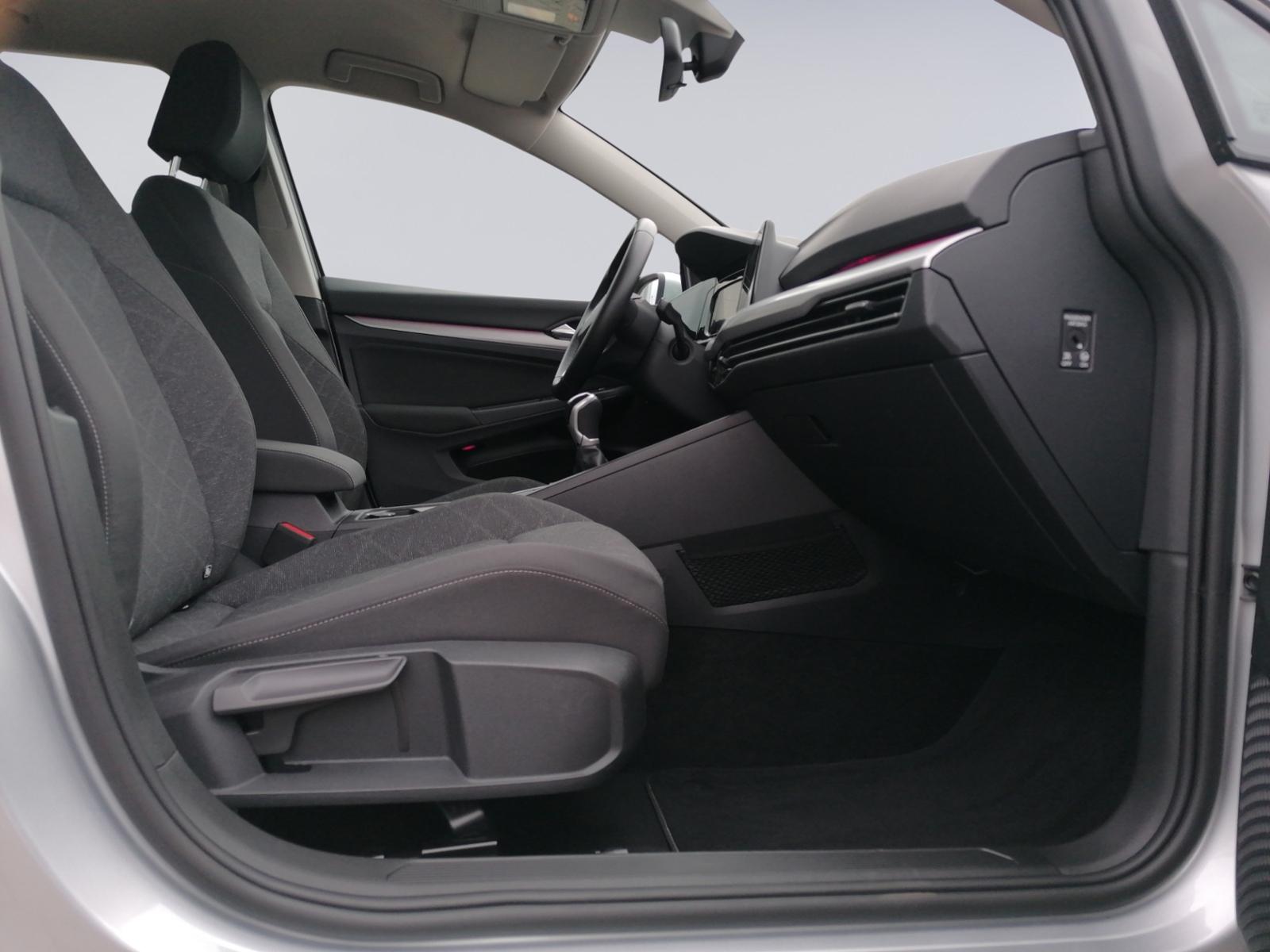 Volkswagen Golf VIII Variant 2.0 TDI Life NAVI+LED+SHZ+PDC+, миниатюра 18