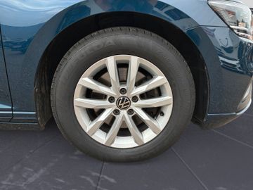 Volkswagen Passat Variant - 11