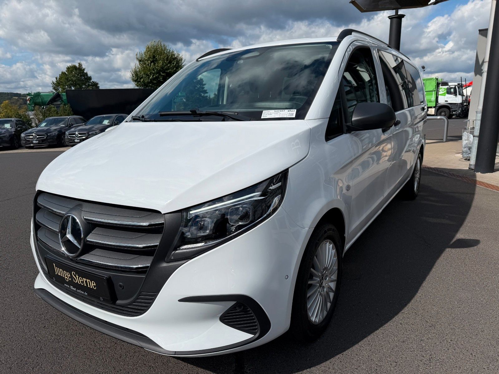 Fahrzeugabbildung Mercedes-Benz Vito 116 CDI Tourer 4x4 Extral AHK2,5to Stdheiz