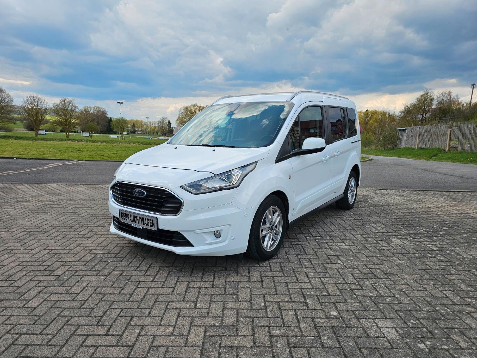 Ford Tourneo Connect Titanium "Navi, AHZV, Kamera"