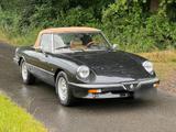 Alfa Romeo Spider 2.0 Oldtimer  - gebrauchte Alfa Romeo Spider aus dem Jahr 1983