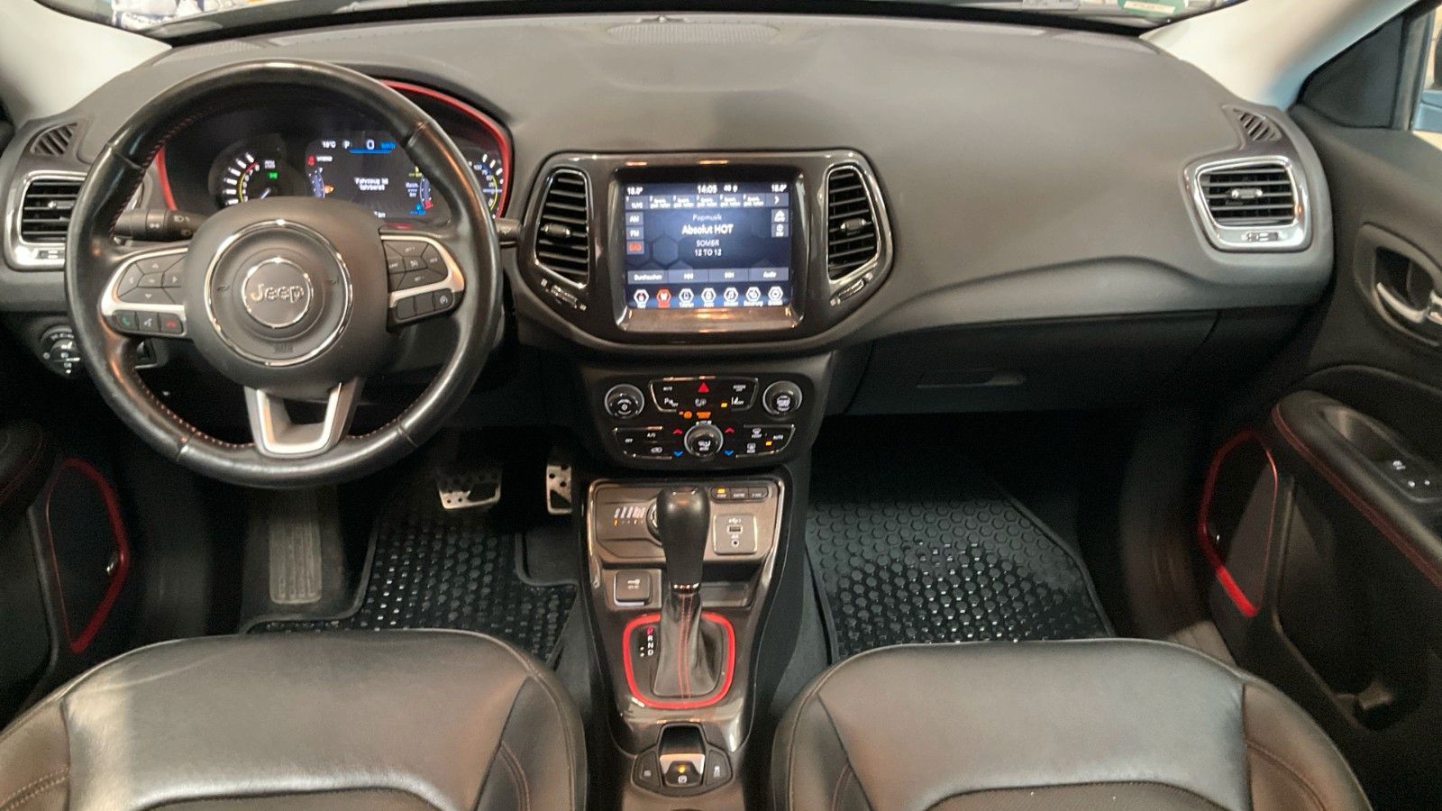Fahrzeugabbildung Jeep Compass 1.3 T-GDI HYBRID 4X4 SPORT NAVI/SH/LEDER