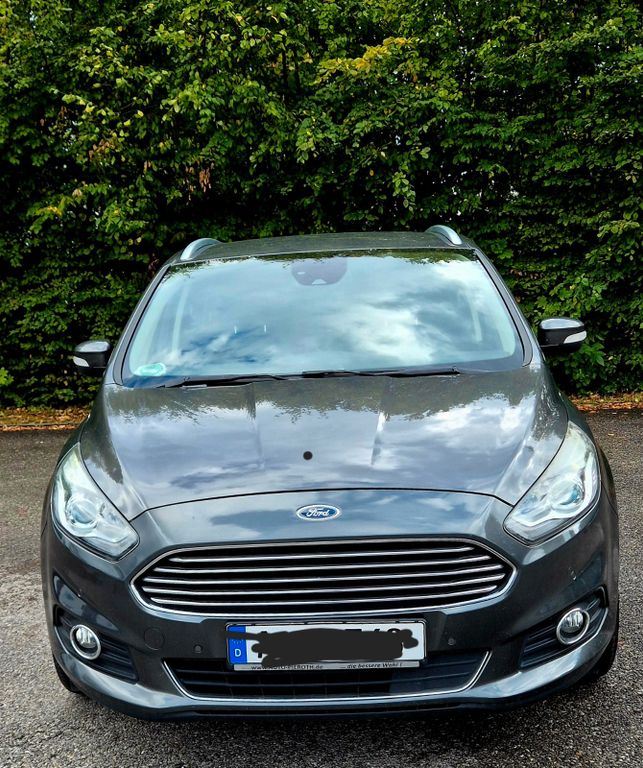 Image of Ford S-Max