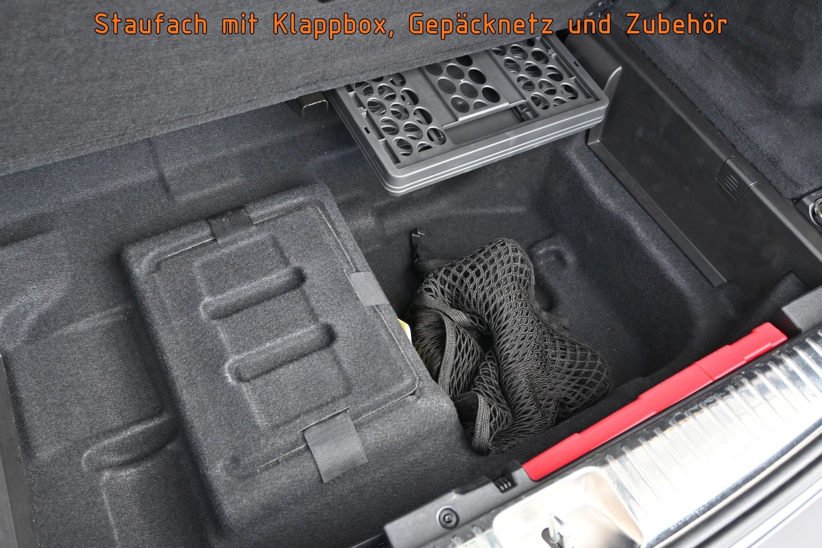 Fahrzeugabbildung Mercedes-Benz E 200 4Mat. T NIGHT °ACC°AHK°BURM°HUD°STANDHEIZ°
