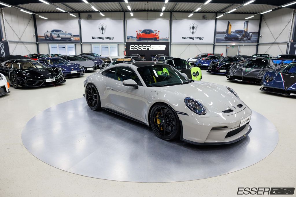 Image of Porsche 992