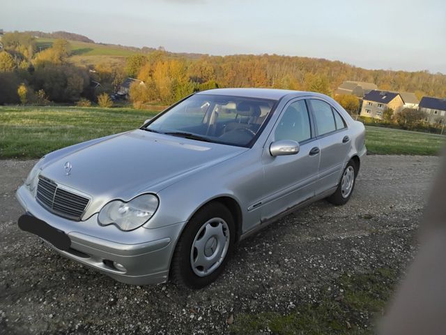 Mercedes-Benz Mercedes C 180, W 203,  aus quasi 1. Hand ...