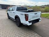 Isuzu D-Max D-Max Double Cab 4WD Autm. V-Cross - Isuzu: Double Cab