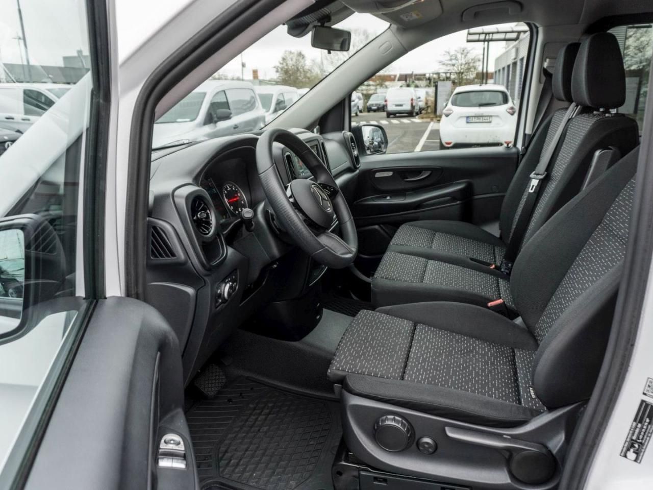 Mercedes-Benz Vito 114 CDI Tourer PRO Lang Navi Kamera foto 7
