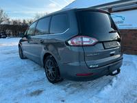 Ford Galaxy Titanium  7-SITZE/AHK/PANO/KAMERA/NAVI