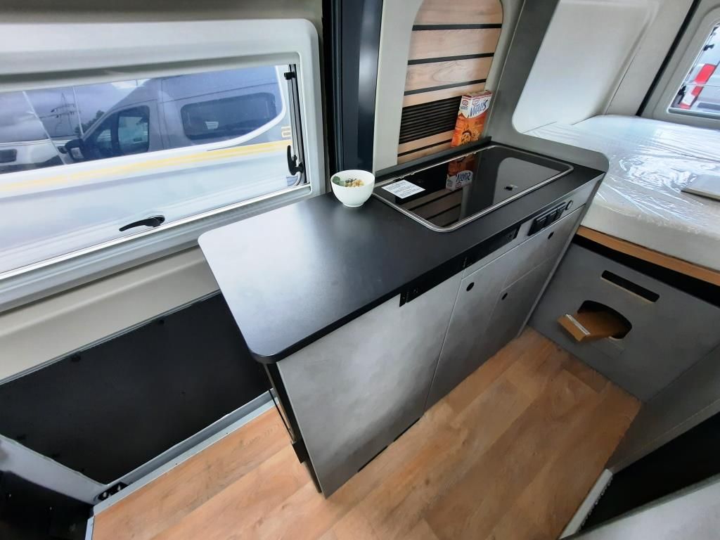 Fahrzeug Übersicht 13 Fahrzeugabbildung Crosscamp ELMNT 6.0 DS Verfüg./Sparen Sie 1.299,- €