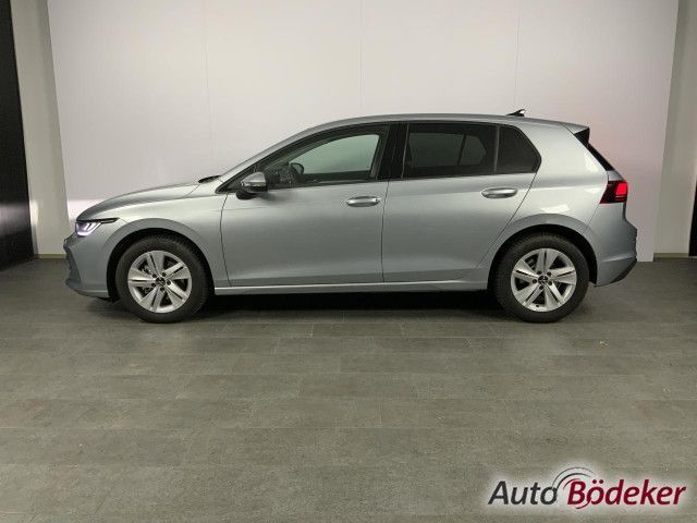 Volkswagen Golf 1.5 eTSI DSG Life Garantie b.12.3.30  Navi