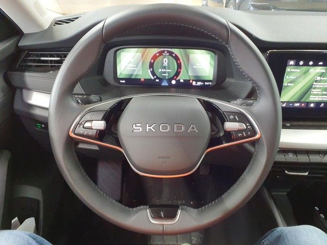 Fahrzeugabbildung Skoda Octavia Combi 2.0TDI Essence SitzHz PDC LED