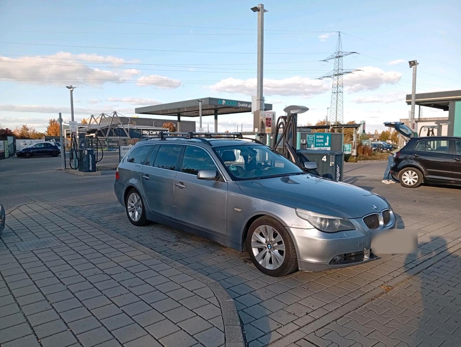 BMW 530 2006 — двигун 235 HP (173kW)