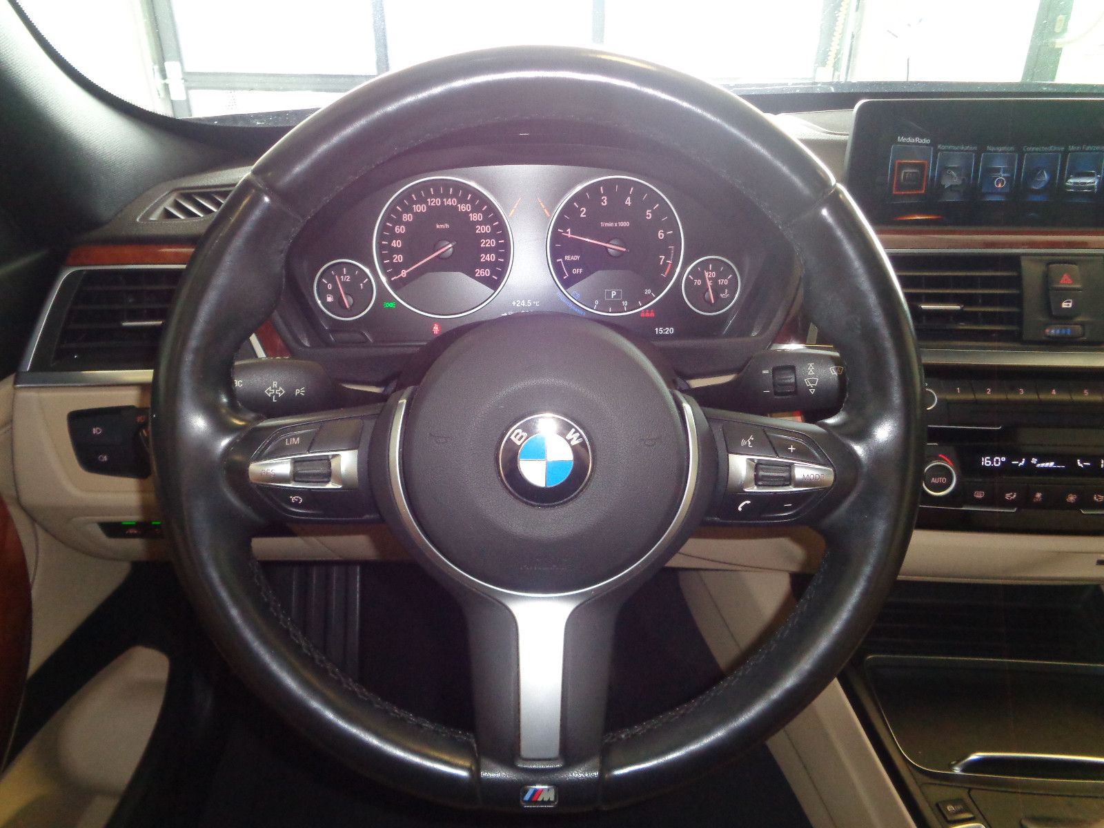 Fahrzeugabbildung BMW 330 Gran Turismo xDrive Luxury Line / NAVI / LED