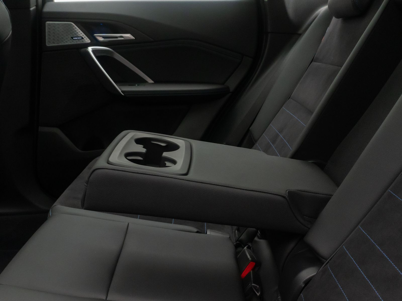 Fahrzeugabbildung BMW X1 xD23d M Sport 360&deg; HUD H/K AHK Panorama DAB