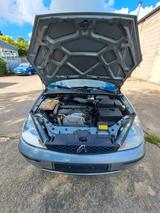 Ford Focus tunier 1 .8 - Ford Focus aus 2003: Kombi