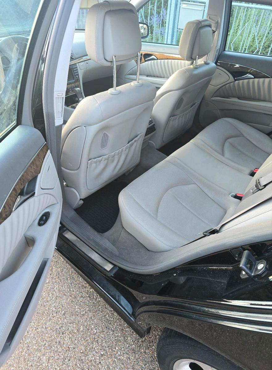 Mercedes-Benz E350 2007 — photo 7