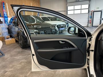 Volvo S80 Lim. D3 Summum *BiXenon*Standh*1.Hand*