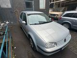 Volkswagen Golf 1.4