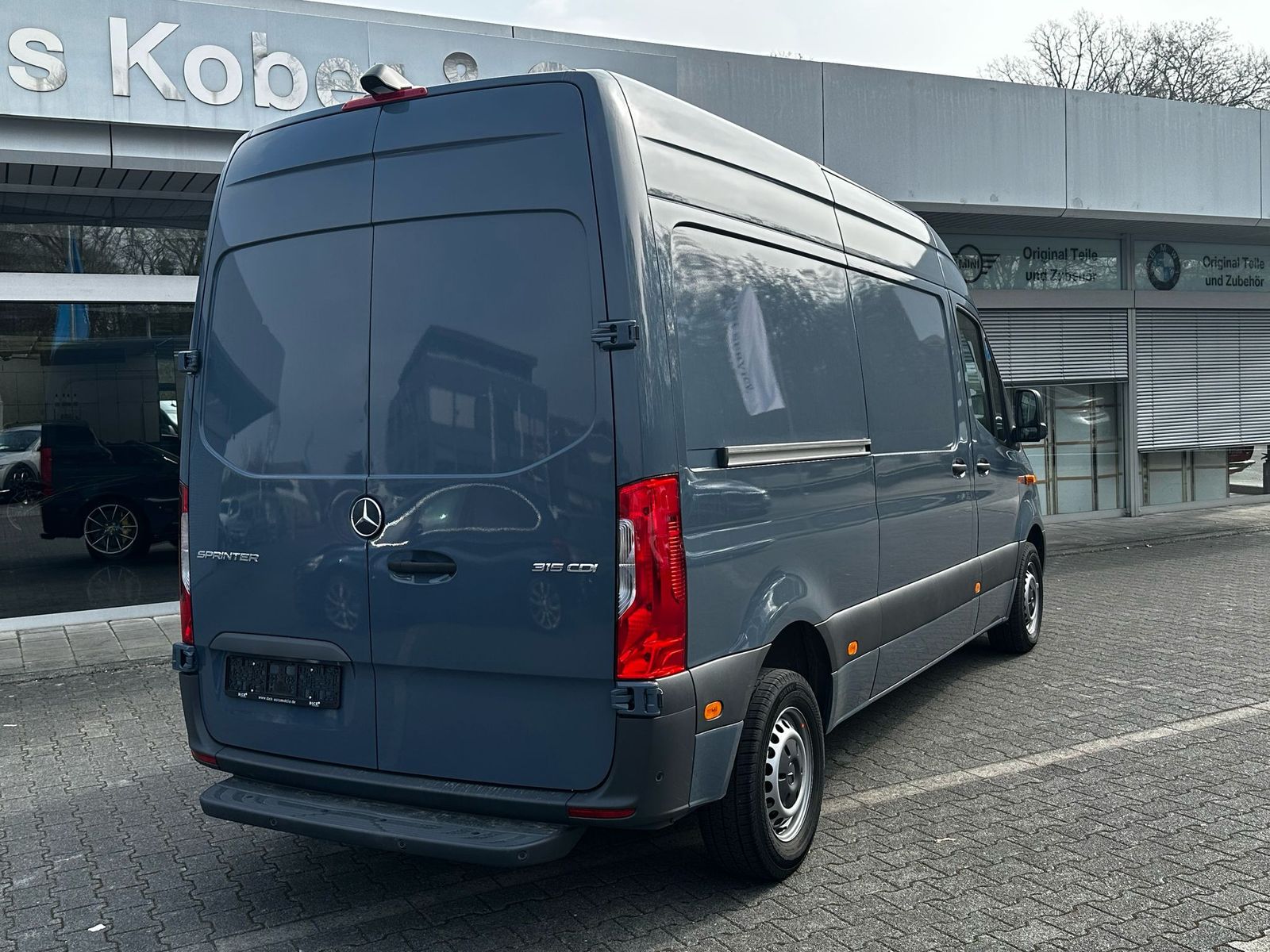 Fahrzeugabbildung Mercedes-Benz Sprinter 315d 9G FWD L2/H2 LED+NAV+360+ACC+VOLL+