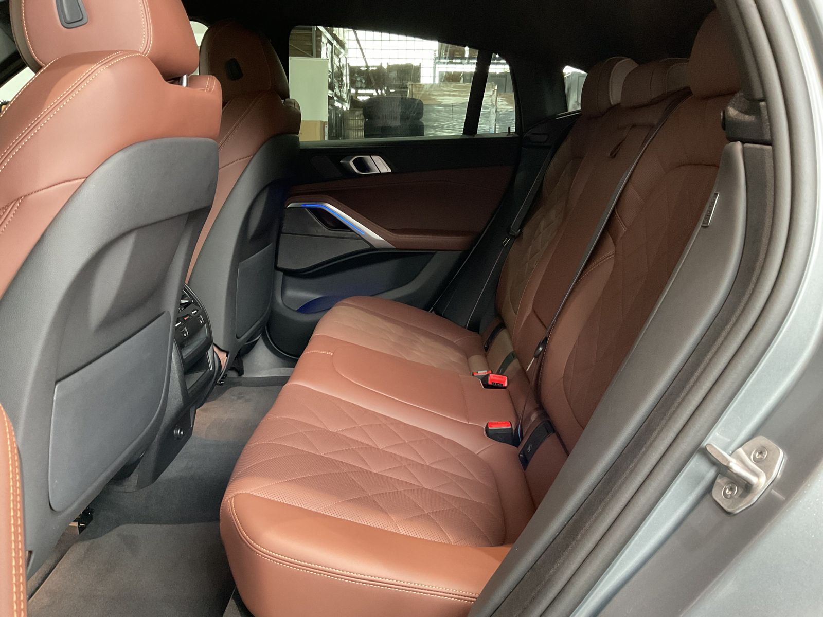 Fahrzeugabbildung BMW X6 xDrive40d |Standheizung |M Sportpaket Pro |H&