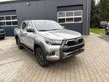 Toyota Hilux Invincible 2.8 - gebrauchte Toyota Hilux aus dem Jahr 2022