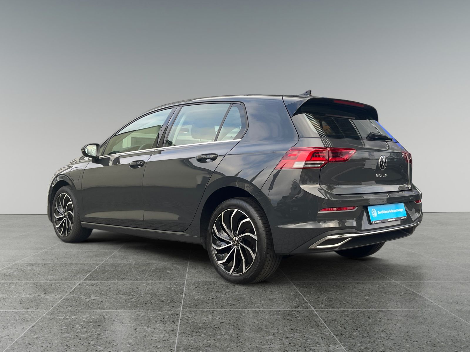 Volkswagen Golf VIII Lim. 1.4 eHybrid Style ACC Navi17 Zoll foto 3