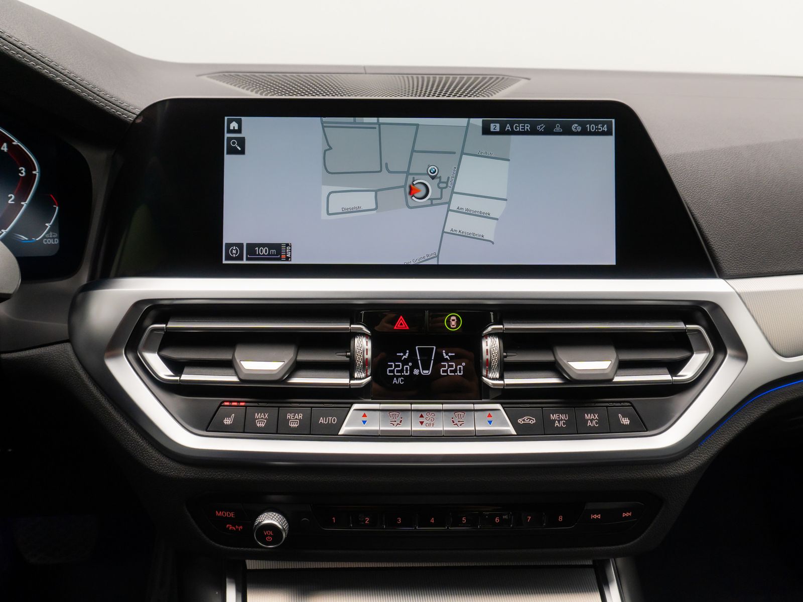 Fahrzeugabbildung BMW 320i Sport Line Stop&Go Kamera DAB Alarm Komfort