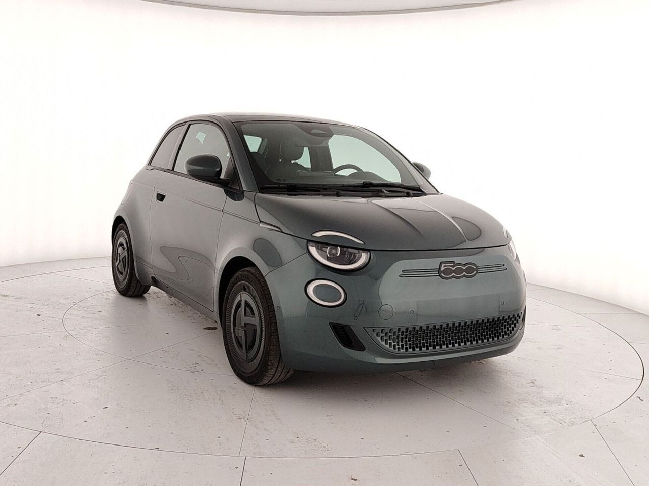 Fiat 500e Berlina 42 kWh Giorgio Armani
