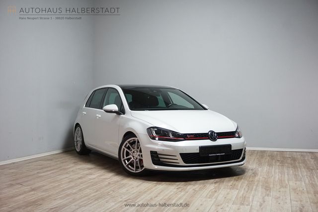 Volkswagen Golf VII GTI ''Performance'' Pano/Kamera/DCC/ACC