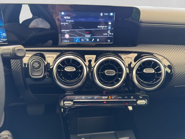 Fahrzeugabbildung Mercedes-Benz A 250 e Style+Leder+Navi+LED+MBUX+DAB